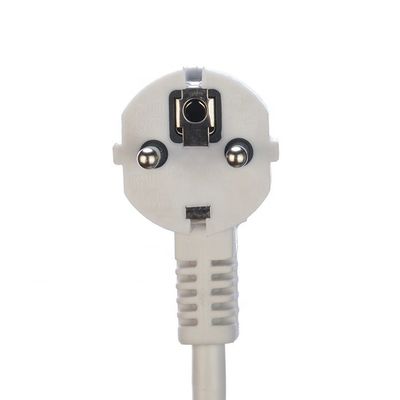 Coupe d'alimentation avec 4 prises de courant courant nominal 10/16A câble de protection contre les surtensions H05VV-F 3x1.5mm2