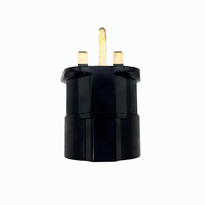 Adaptateur à usage général UK 3 broches avec fusible à prise UE 2 broches et contact avec la terre Certifié CE