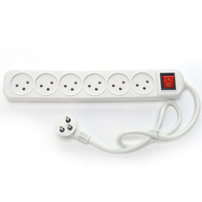 bande d'alimentation à sortie multiple avec 6 prises de courant universelles et 3 broches WIFI sans mise à la terre