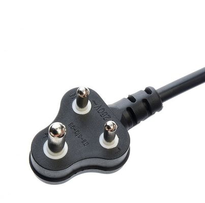 16A 3 épingle câbles d'alimentation Afrique du Sud SABS Standard pour les appareils électroménagers Black Laptop Plug Commercial Type de bout mâle