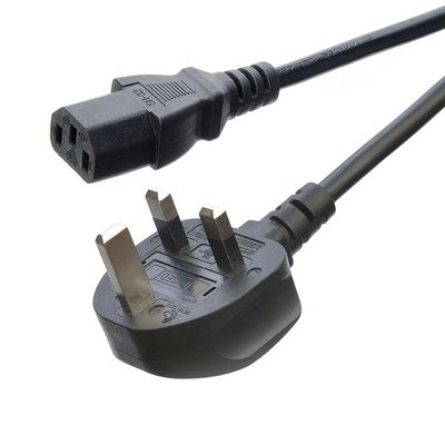Bouton de courant alternatif noir / personnalisé IEC60320 C13 C5 avec câble d'alimentation à 3 broches