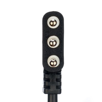 16A IEC 60320 C13 Clover Connector Noir Italie Norme H05VV-F 3x0.75MM2 Le câble d'extension est mis à la terre